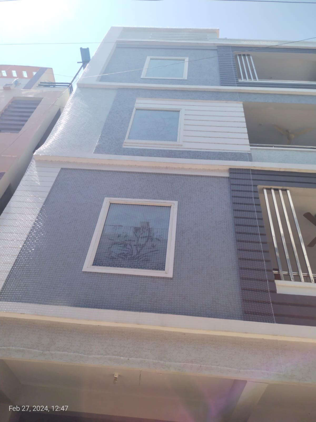 Apartment Bird Net Installation